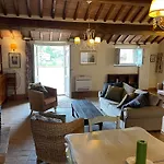 公寓 2 King Bed, 2 Full Bathroom In Umbria - Tuscany *
